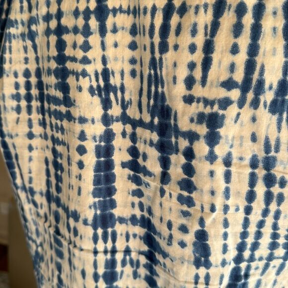 Original Use (Target) cotton blue/white tie dye short sleeve button front shirt - Picture 4 of 5